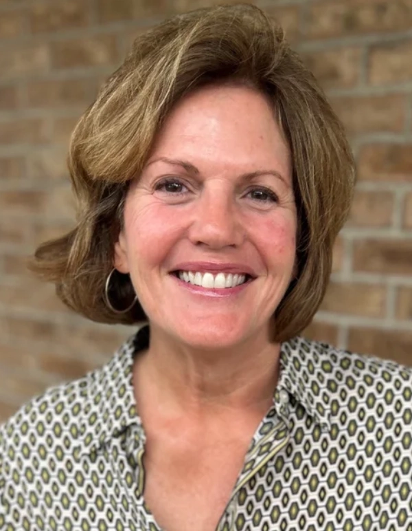 Headshot of Heidi Harkness Parker